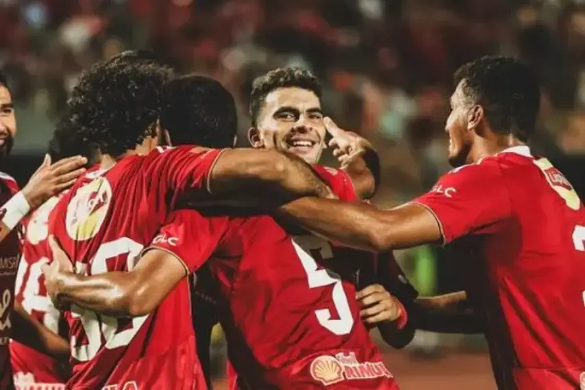 مباراة الأهلي وغزل المحلة.. صراع التاريخ والطموح على أرض الفلاحين